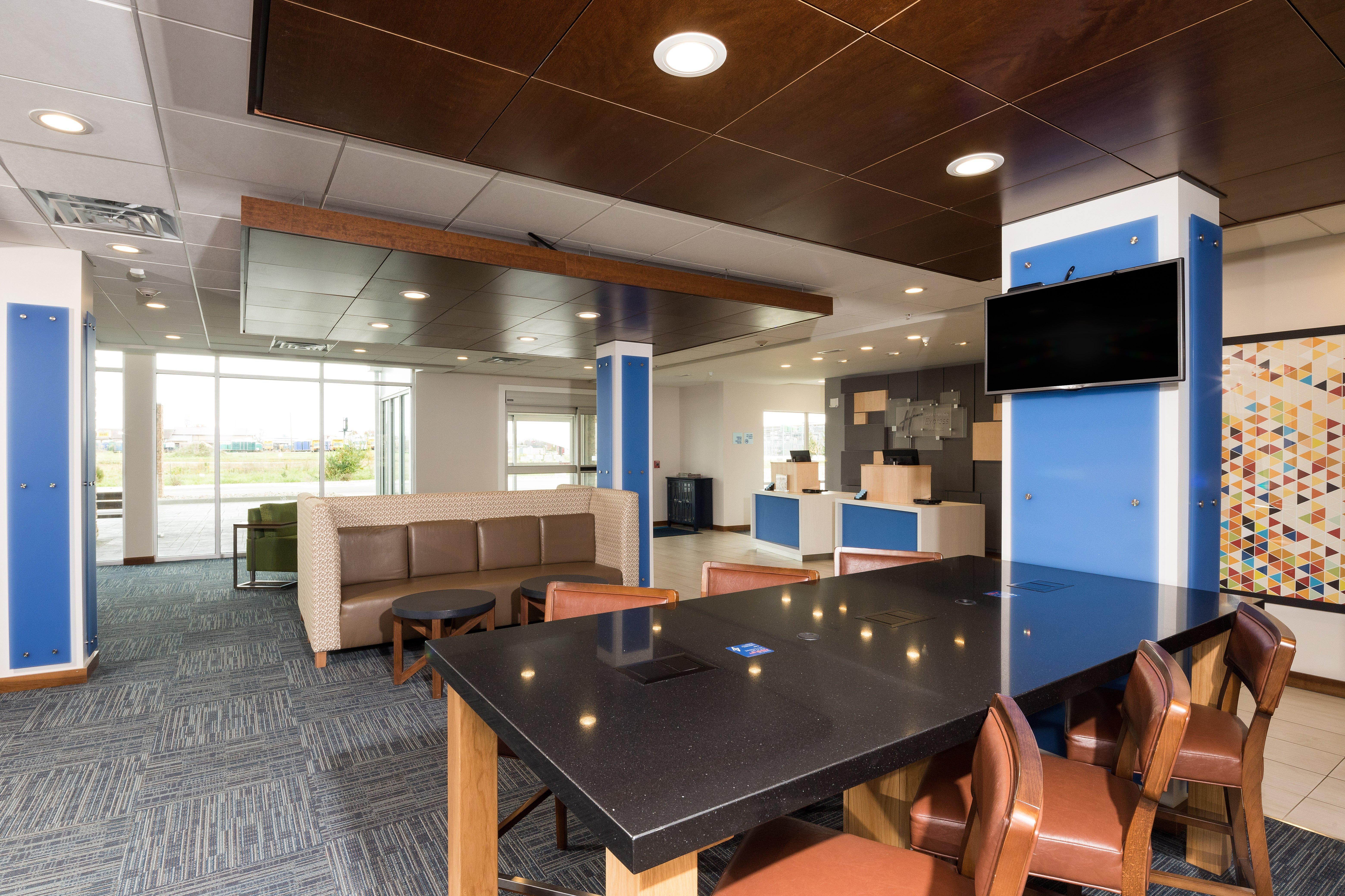 Holiday Inn Express & Suites - Auburn By Ihg Esterno foto